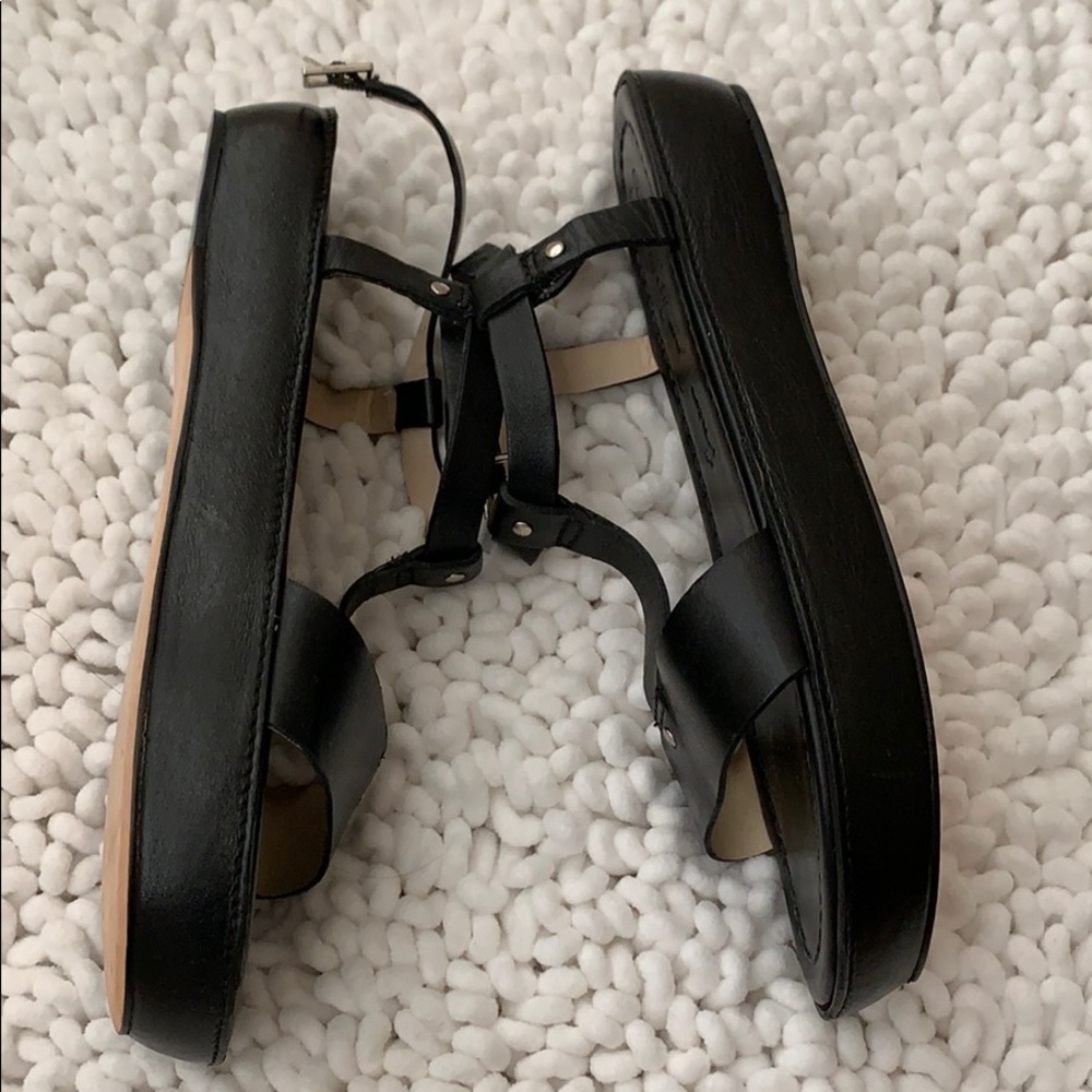 Black leather Elizabeth and James strappy sandals - Picture 2 of 7